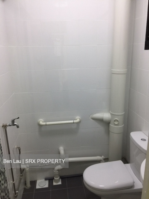Blk 302 Jurong East Street 32 (Jurong East), HDB 3 Rooms #179959882